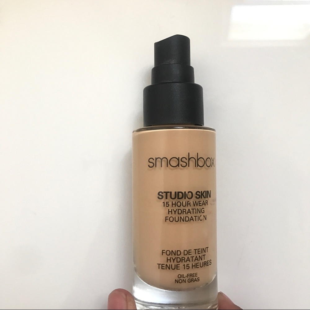 Smashbox Studio Skin foundation