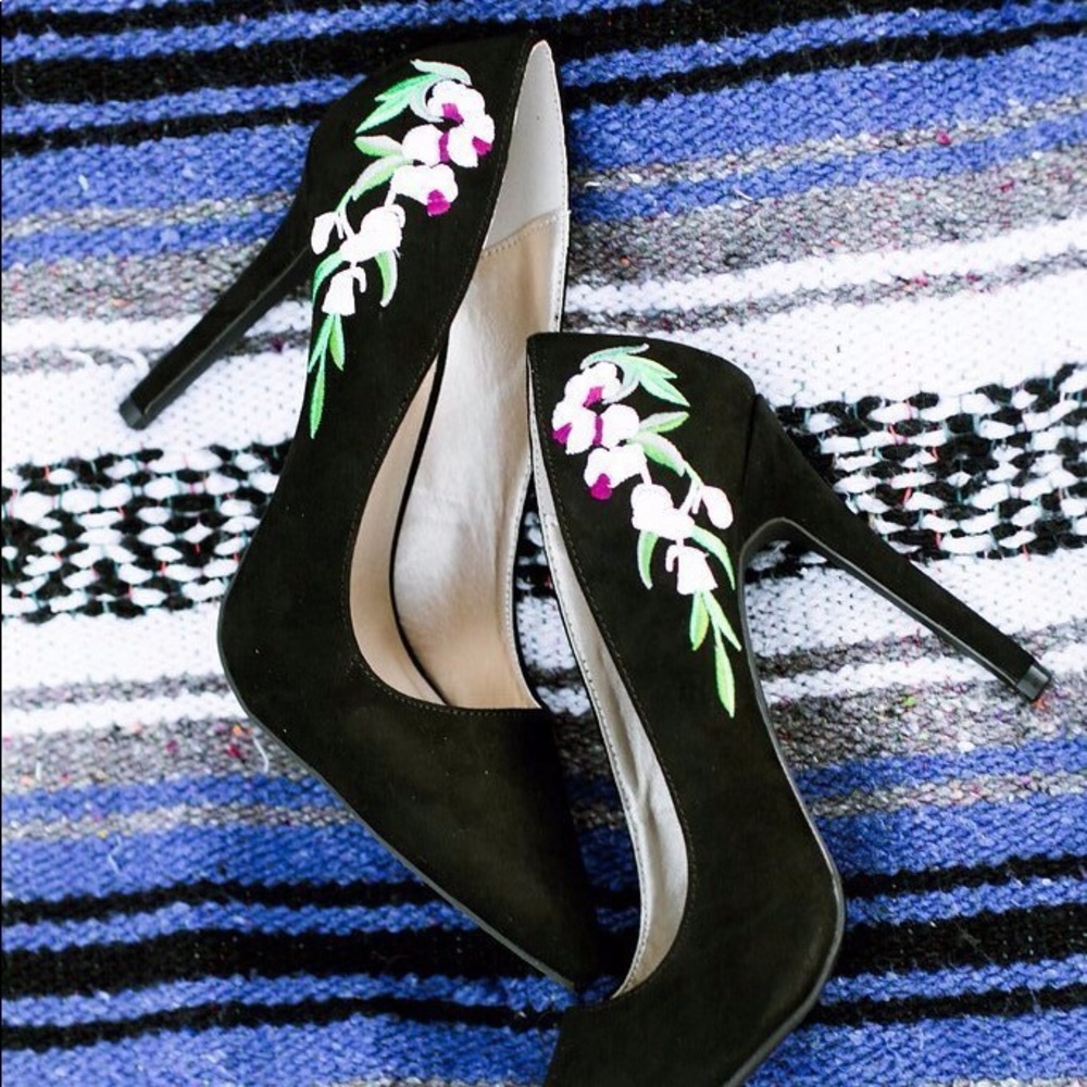 Embroidered Black Heels