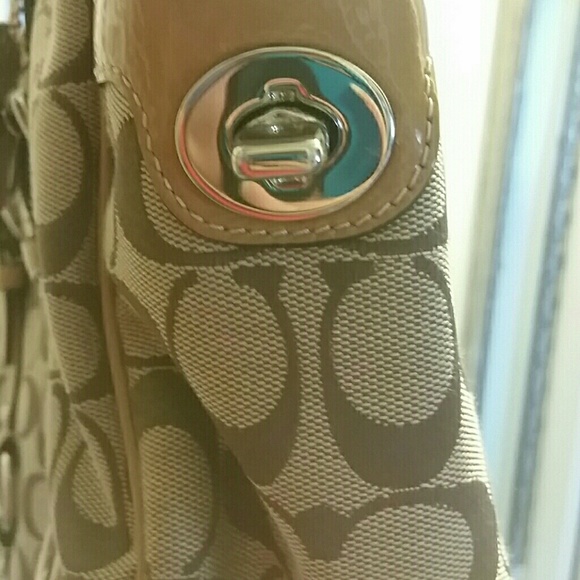 Coach Bag Handbag - Picture 3 of 5