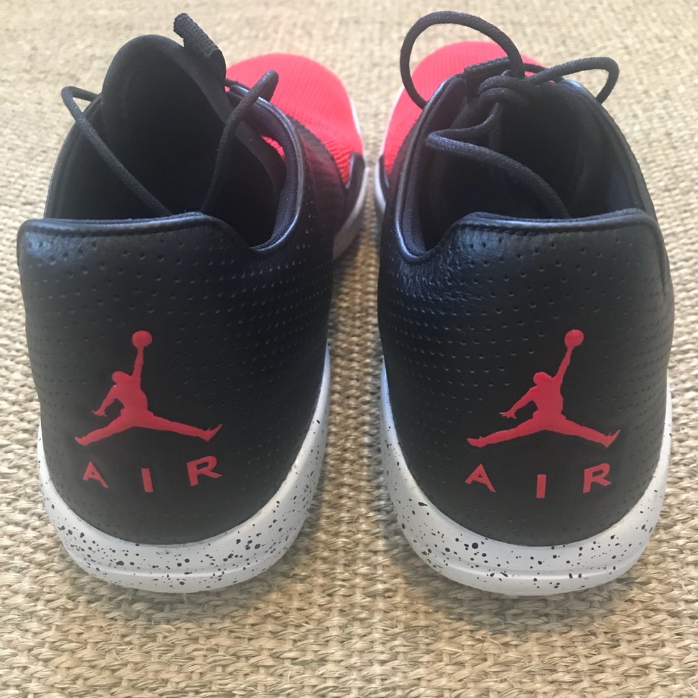 NEW!! NIKE Jordan Eclipse Low Top Sneakers - Picture 3 of 8