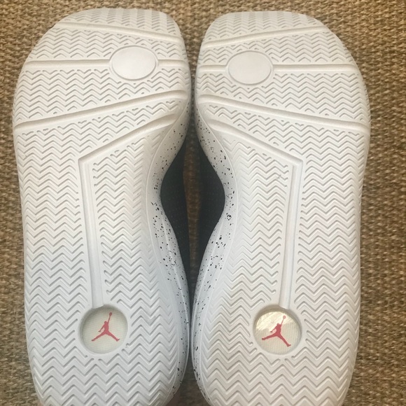 NEW!! NIKE Jordan Eclipse Low Top Sneakers - Picture 6 of 8