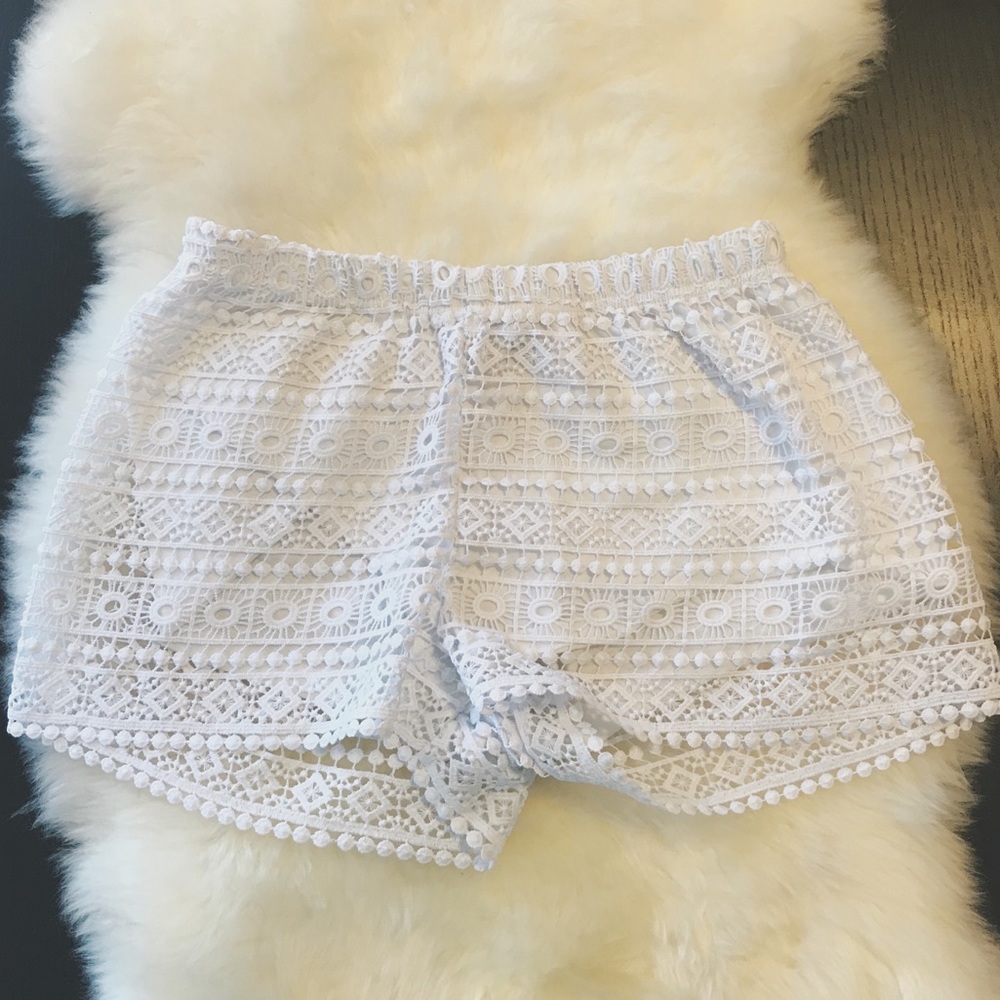 H&M Crocheted Shorts