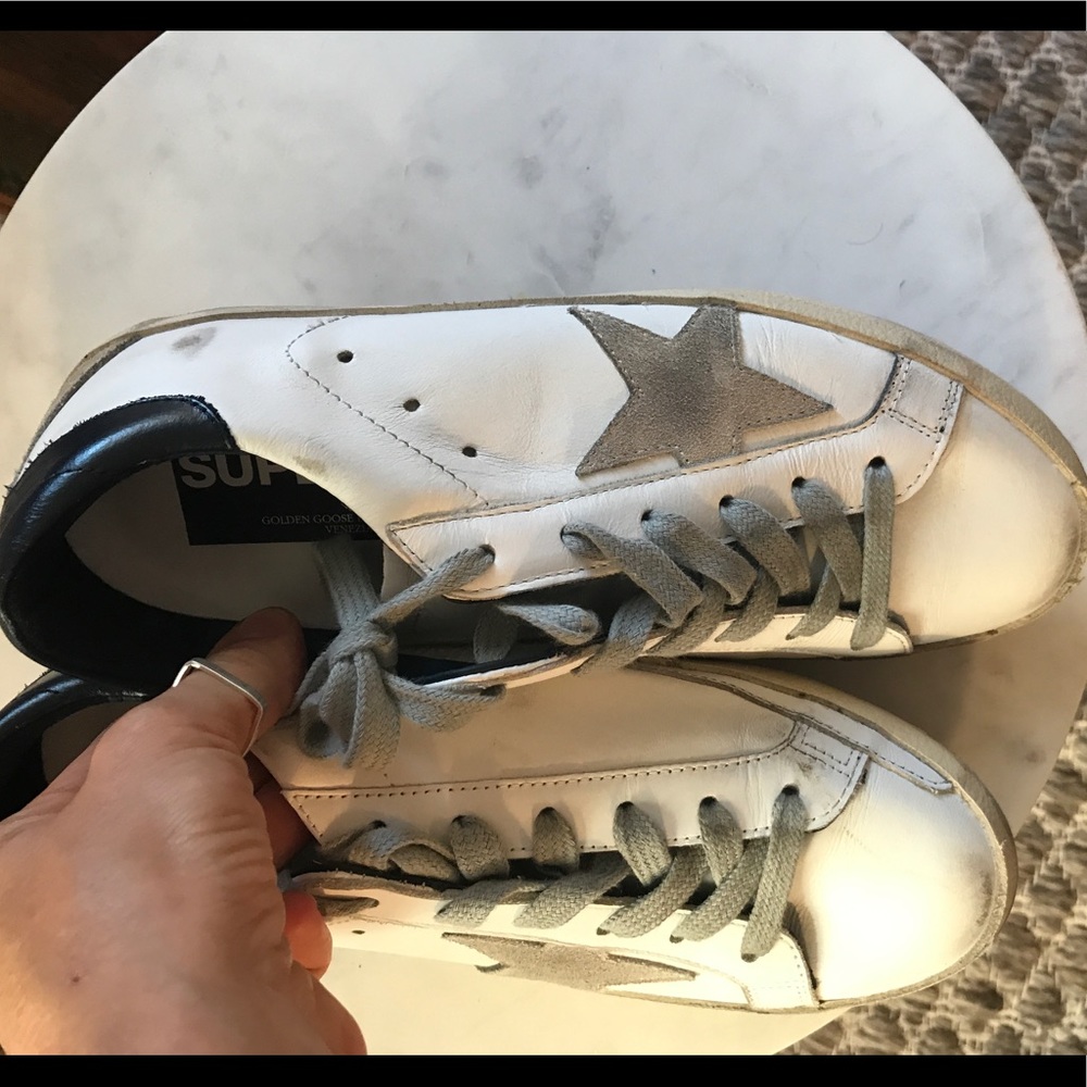 Golden goose sneaker leather size 7. New!!