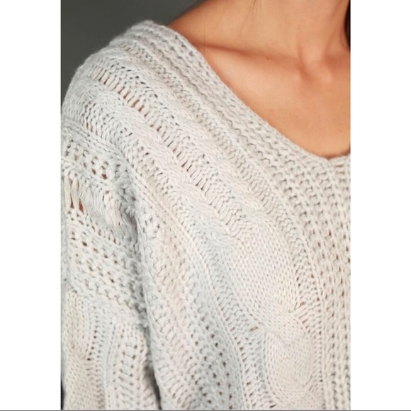 🎉HP!🎉 SIZE XS/S Impressions Off Shoulder Sweater - Picture 4 of 5