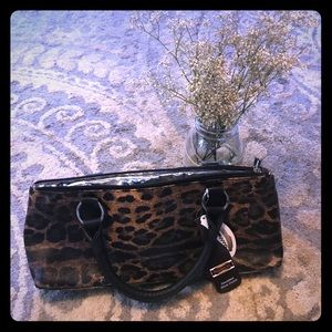 NWT - Cheetah Print Clutch; insulated