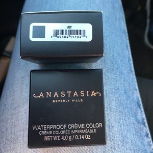 Anastasia Beverly Hills Waterproof crème  color
