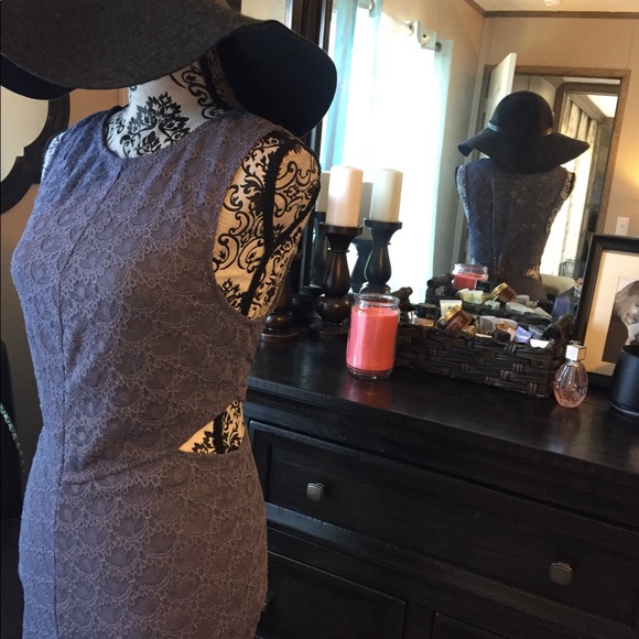 Free People NEVER WORN Scalloped Lace Cutout Dress - Picture 4 of 6