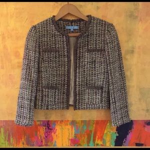 Antonio Melani Crop Jackey
