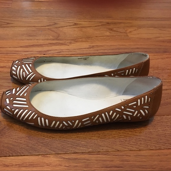 Diane vonFurstenberg Ballet Flat - Picture 2 of 7