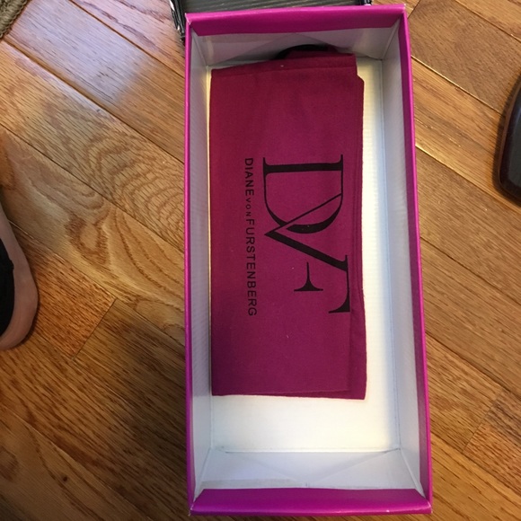 Diane vonFurstenberg Ballet Flat - Picture 7 of 7