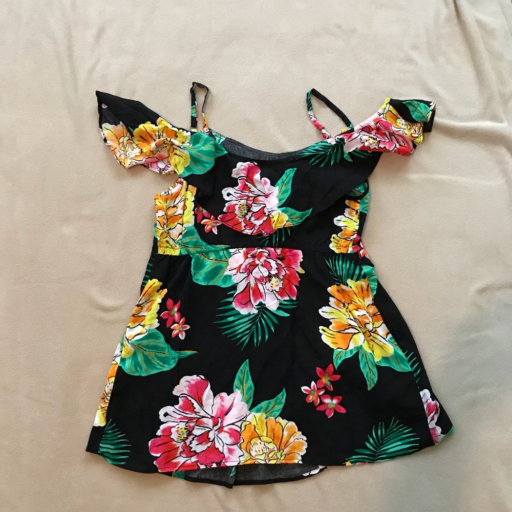 Maternity cold shoulder blouse