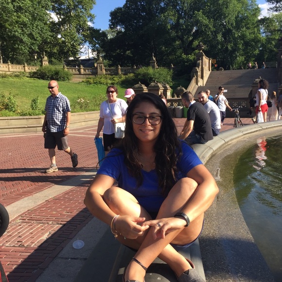 Meet your Posher, Michelle - Picture 1 of 1