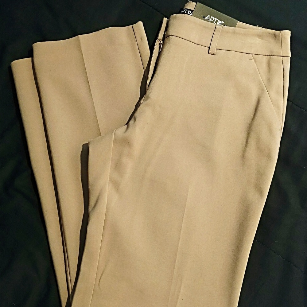 NWT Apt. 9 Mid-Rise Straight Leg Pants