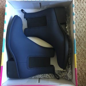 Jeffrey Campbell Chelsea style rain boot brand new