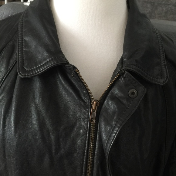 🌊Vintage 100% genuine Leather jacket - Picture 3 of 8