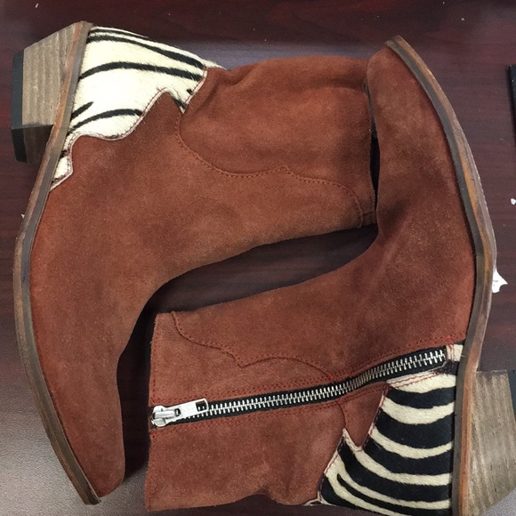 LAST ONE! Free People Leather Boot - Picture 3 of 6