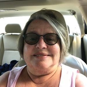 Meet your Posher, Esther