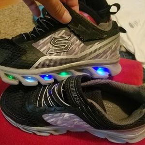 boys light up skechers boys light up skechers