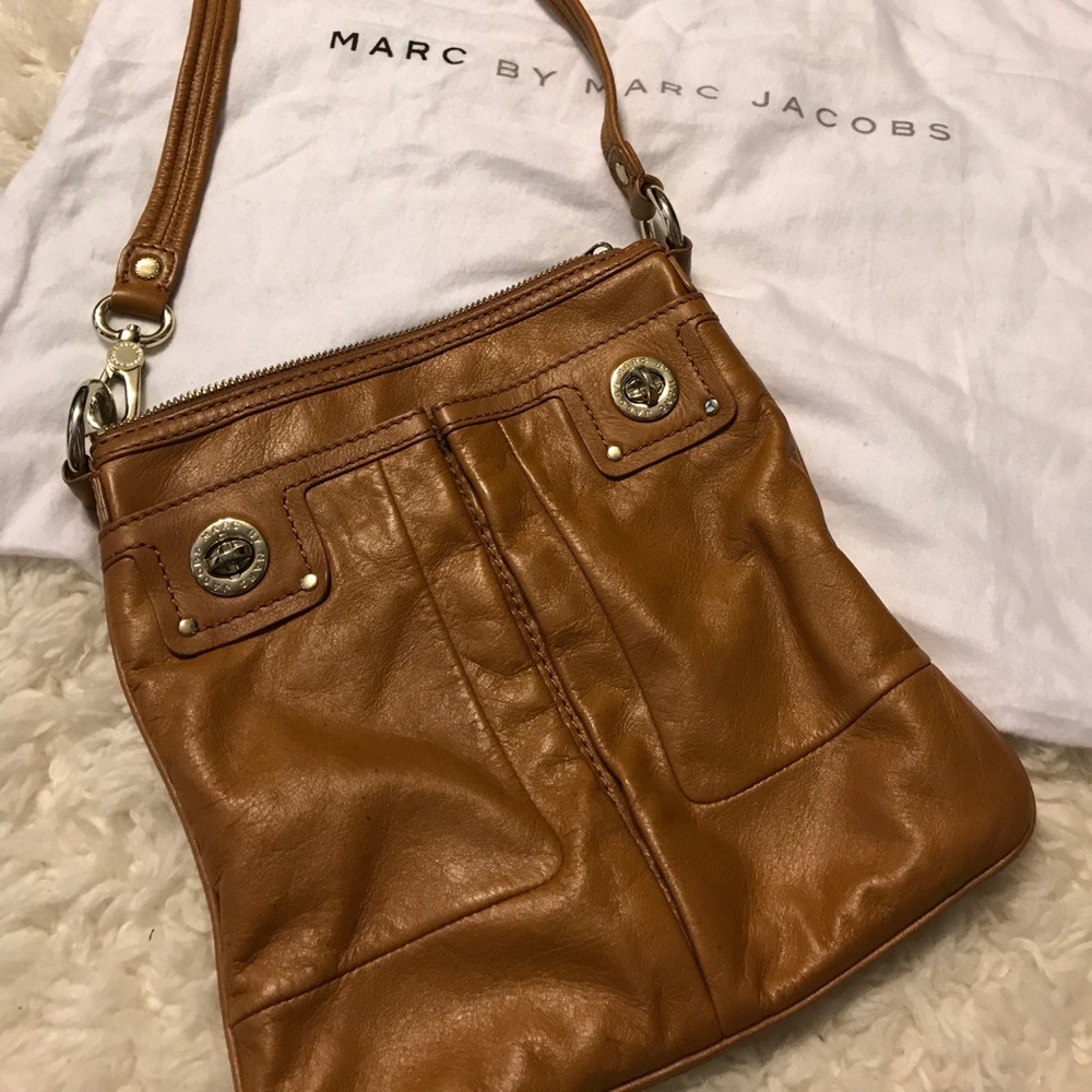 Marc by Marc jacobs tan leather crossbody