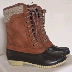 Brown waterproof duck boots