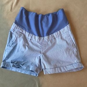 H&M maternity shorts