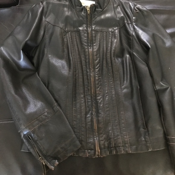 Jacket - Picture 2 of 6