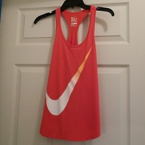 Nike workout top