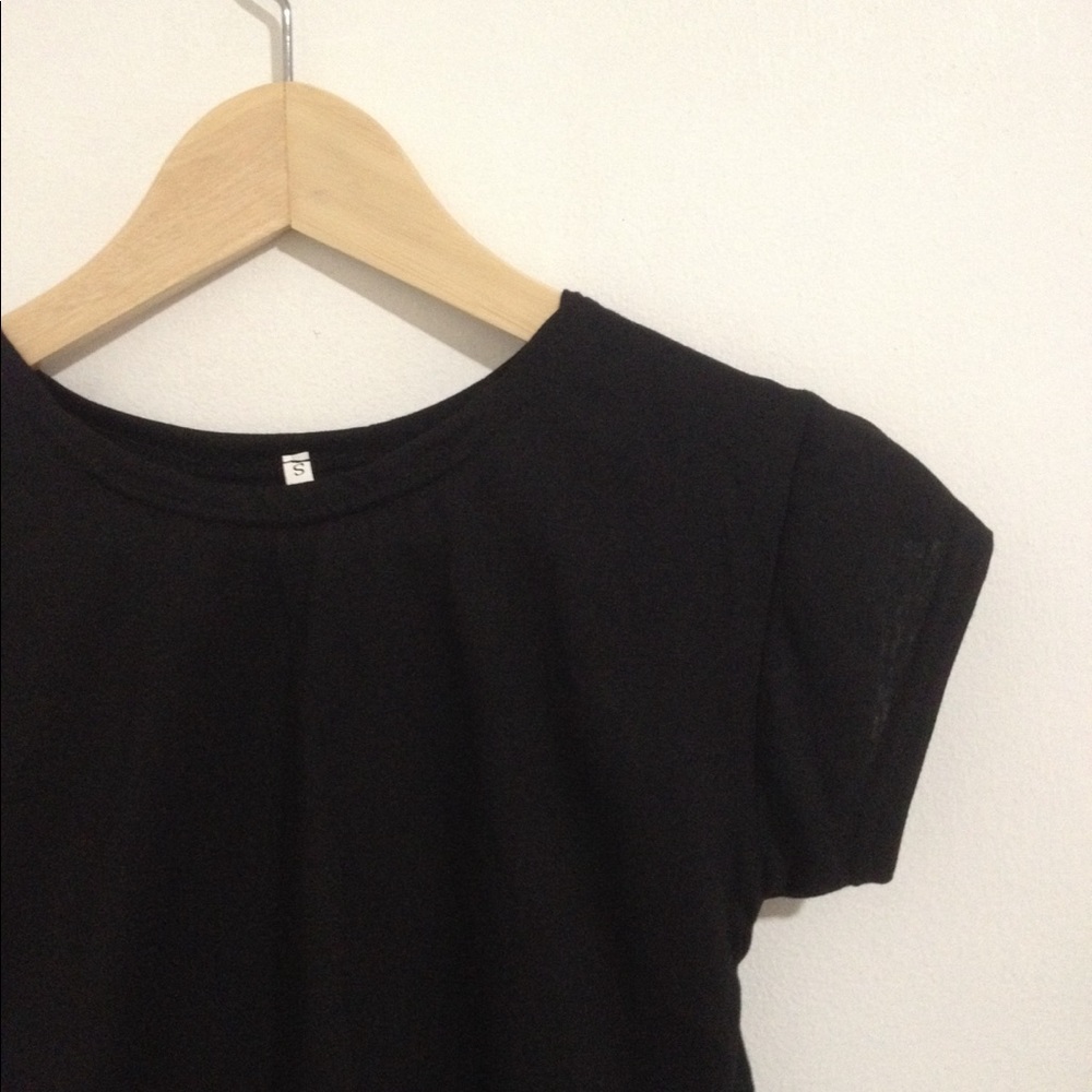 Crop top - Picture 2 of 2