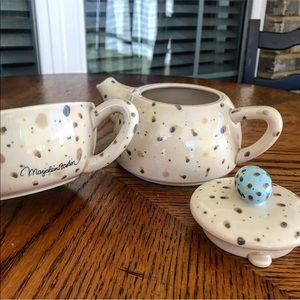 Custom tea set