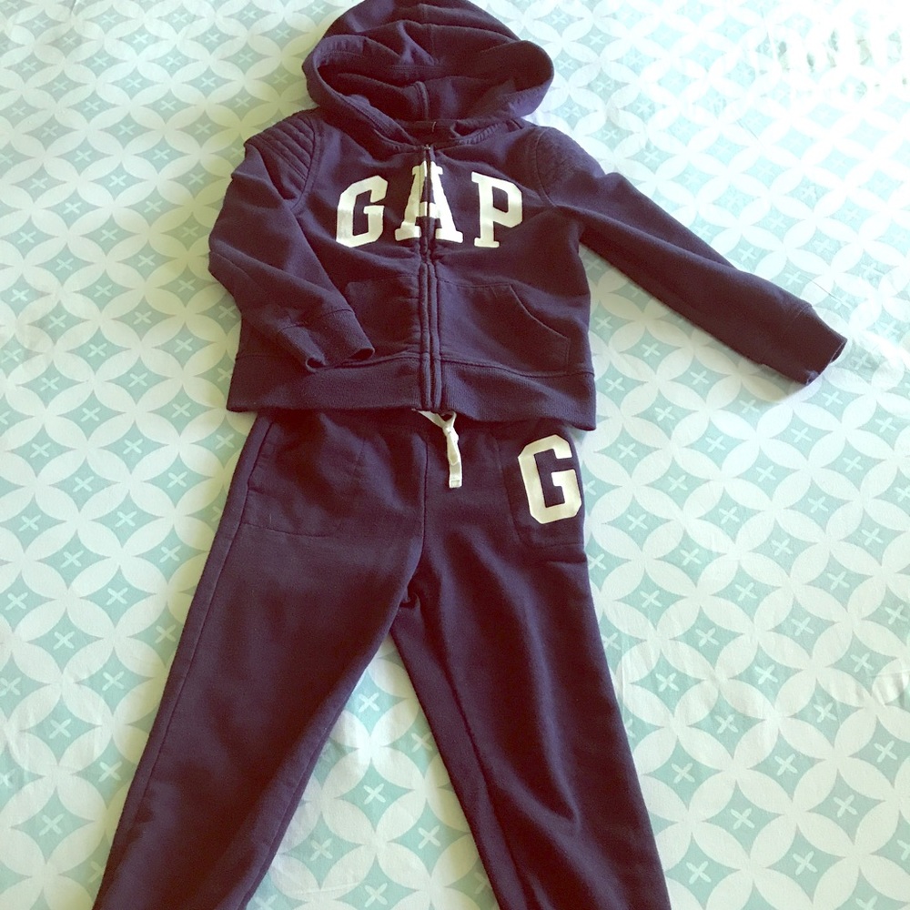 Baby gap girls track suit