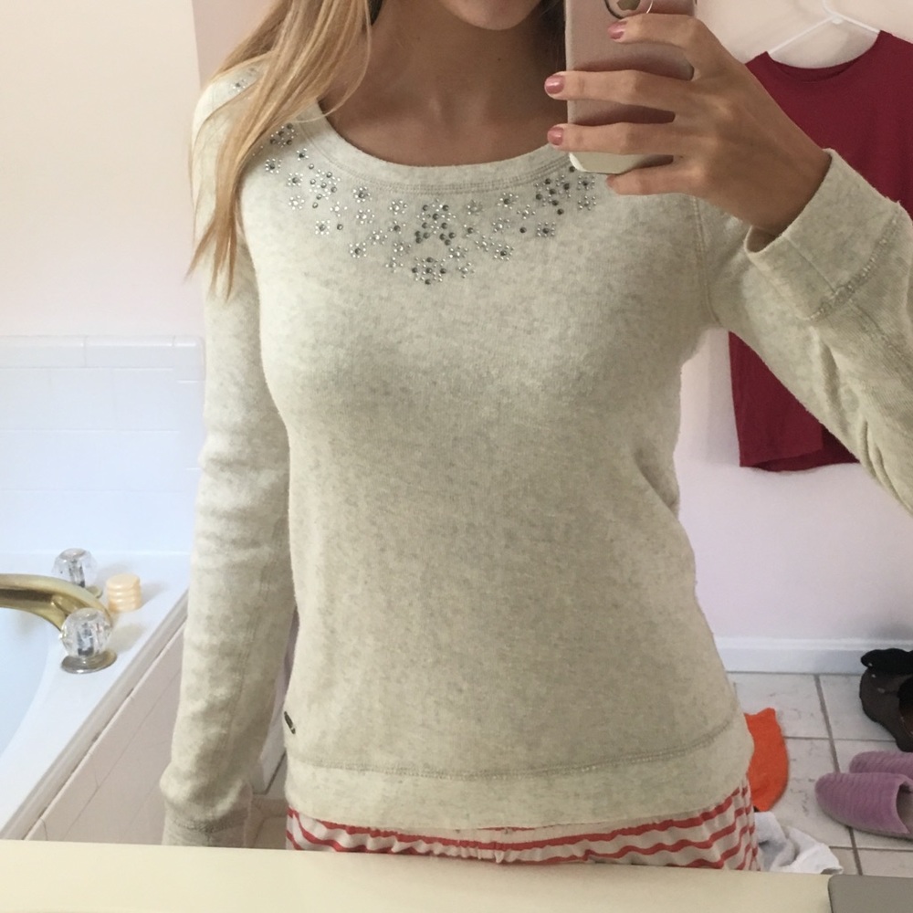 Abercrombie and fitch sweater
