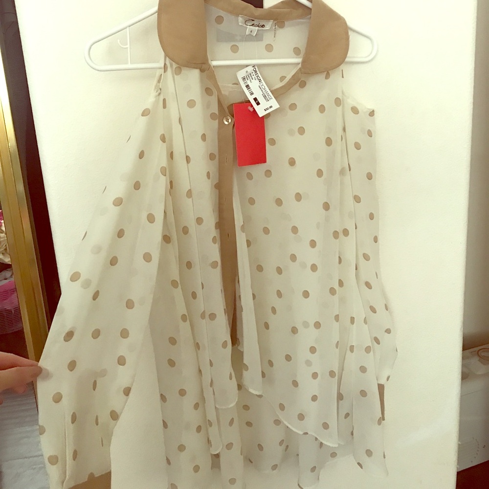 Cute Polka dot button up blouse