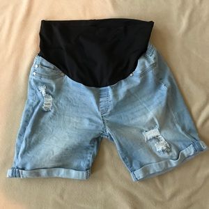 Maternity shorts