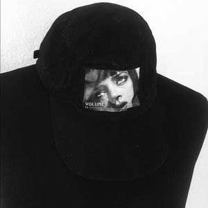 Mia Wallace dad hat | Pulp Fiction