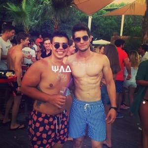 Meet your Posher, Mert