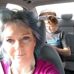 Meet your Posher, Vickie