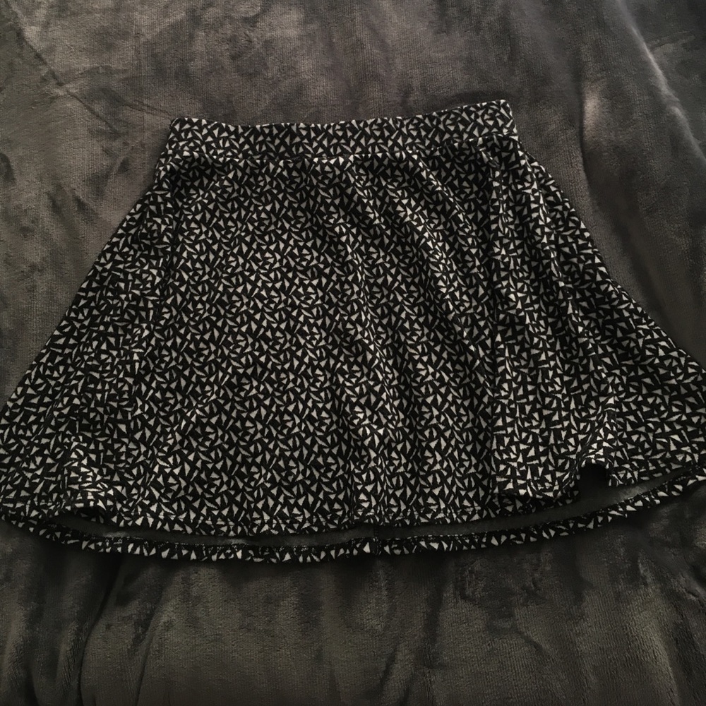 Soft patterned mini skirt