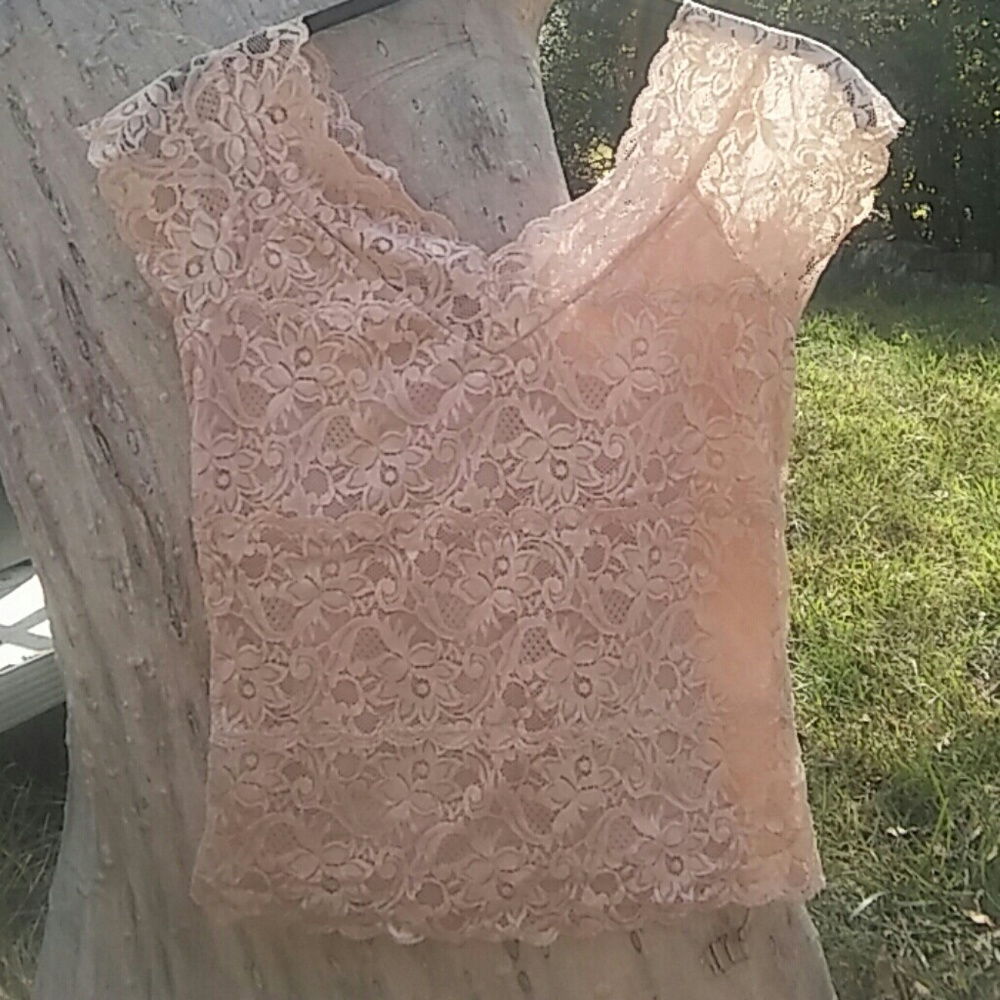 💰Bundle and save 5 for $20 Lace top