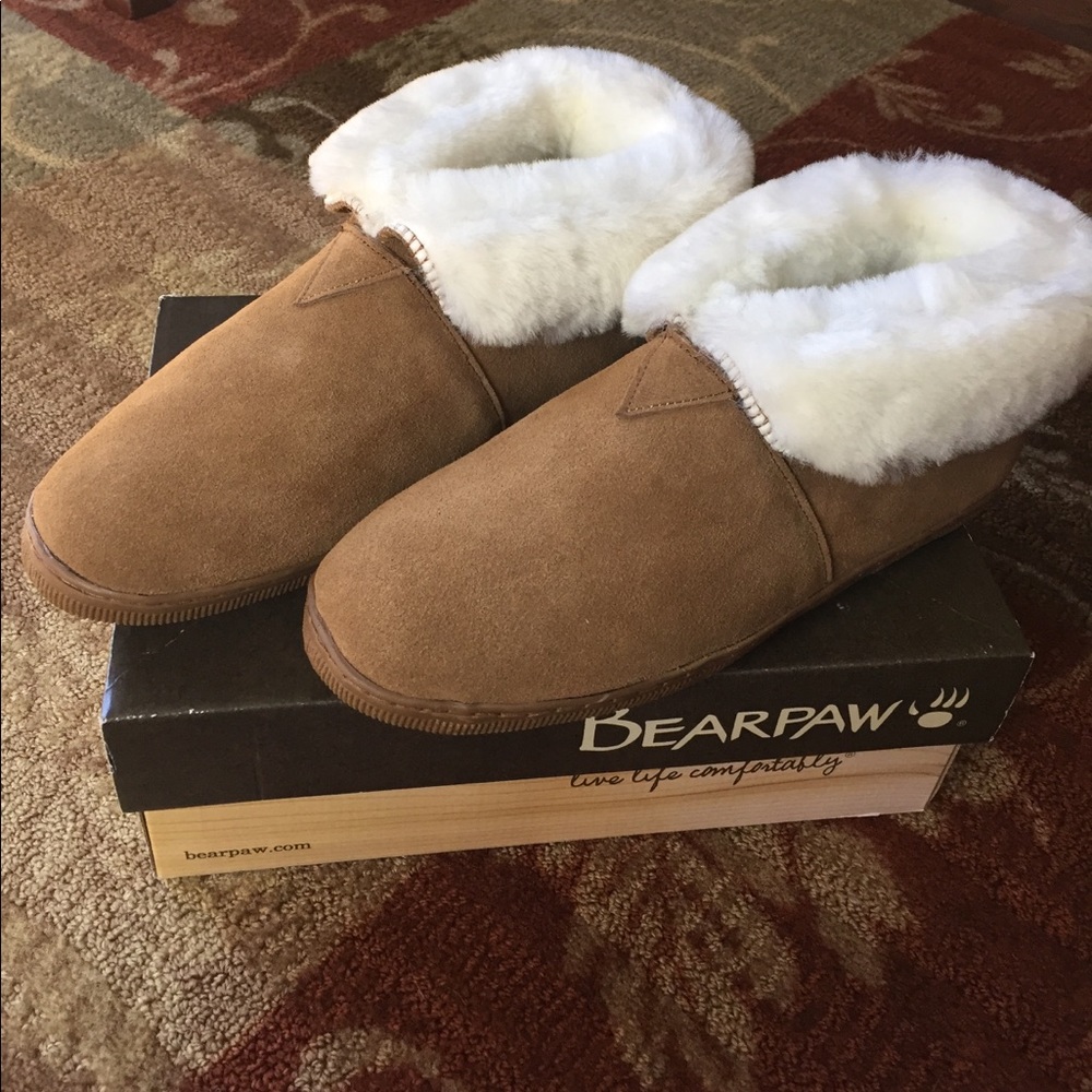 BearPaw Slippera
