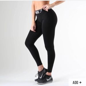 Black Gym Shark leggings
