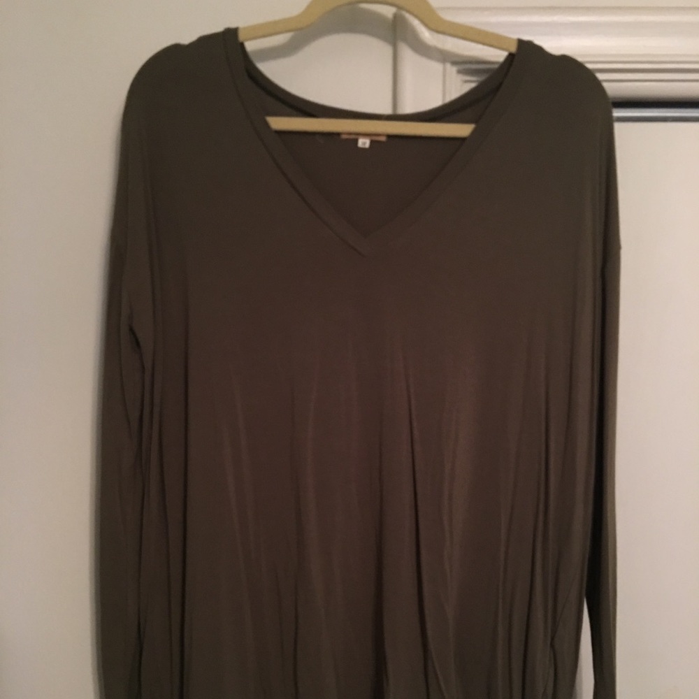 PIKO V-Neck Tee