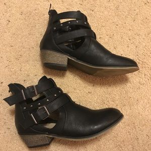 Buckle Black Booties Buckle Black Booties