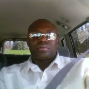 Meet your Posher, Emmanuel