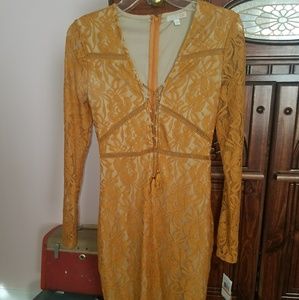 Gianni Bini midi dress