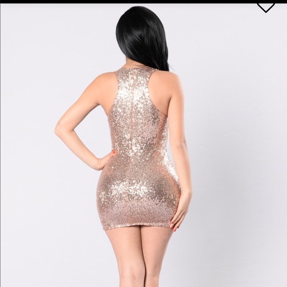 Rose gold dress - Picture 2 of 5