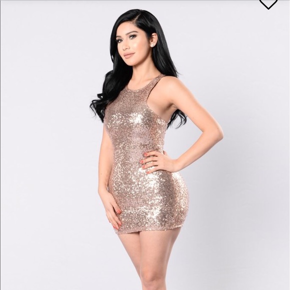 Rose gold dress - Picture 3 of 5