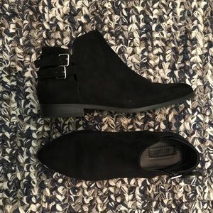 Forever 21 faux suede booties