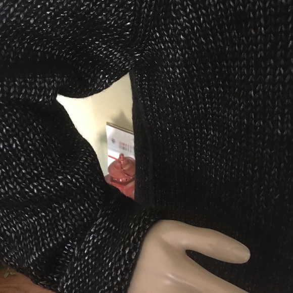 Gorgeous fluffy sweater - Picture 6 of 7