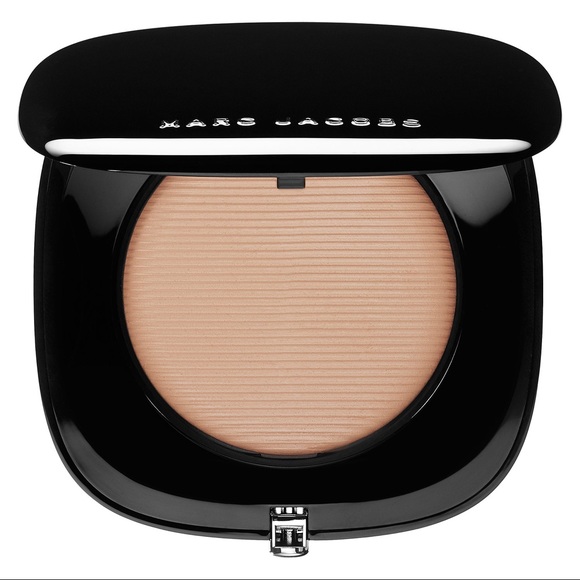 Marc Jacobs Other - Marc Jacobs Perfection Powder in 200 Ivory Bisque