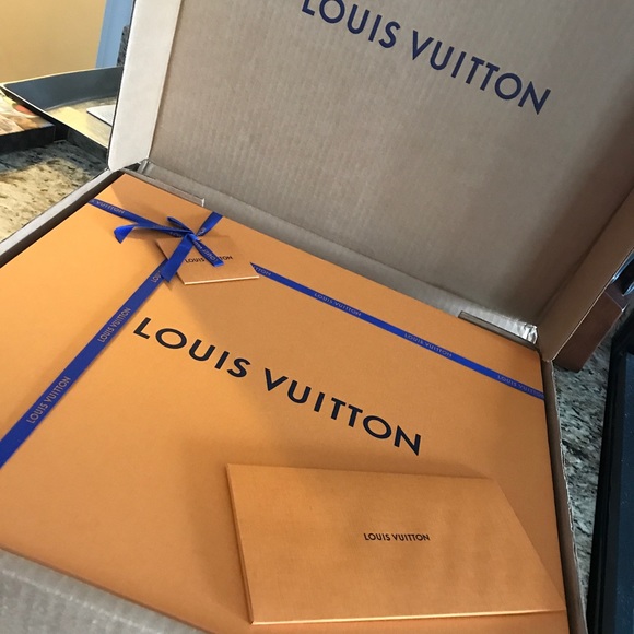 LV Neverfull MM in Damier Azur - Picture 2 of 4